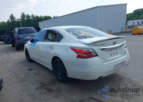 2015 Nissan Altima 2.5 S from USA, damaged, VIN 1N4AL3AP9FC126119